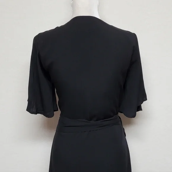 KOKO+MASON Black V-neck Asymmetric Ruffle Hem Butterfly Sleeve Wrap Dress Medium - Picture 13 of 16